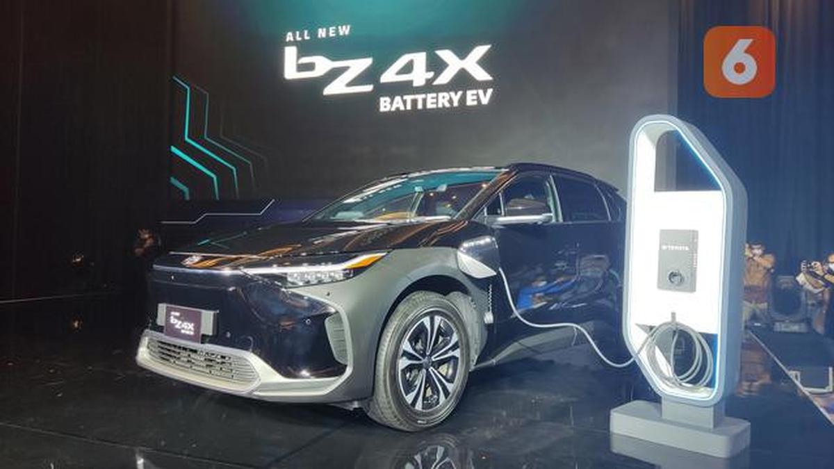 Komparasi Panas EV Crossover, Toyota bZ4X VS BYD Sealion 7 Mana yang Lebih Worth It