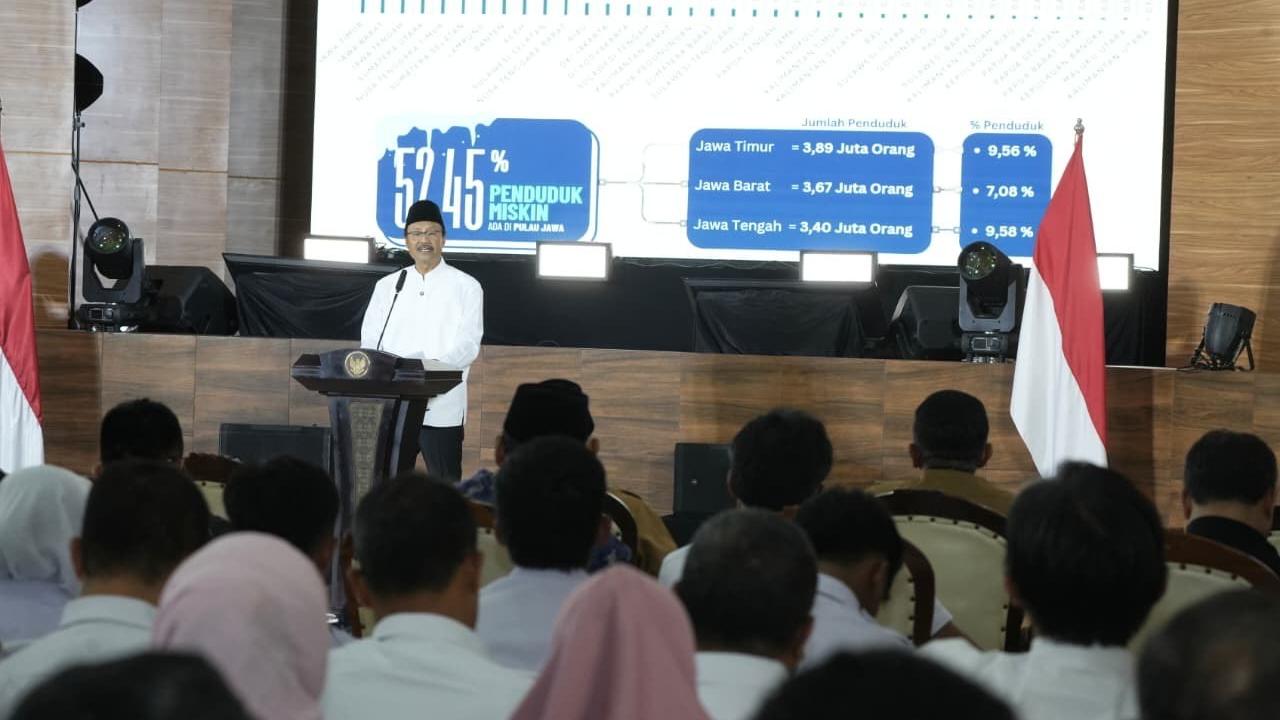 Menteri Sosial Saifullah Yusuf (Gus Ipul) Bertemu Kadinsos se Jatim