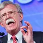 John Bolton, Penasihat Keamanan Donald Trump yang Baru: Jika Mau Damai, Bersiaplah Perang. Foto diambil saat Bolton jadi dubes AS untuk PBB pada 2005  (Dennis Cook/Associated Press)