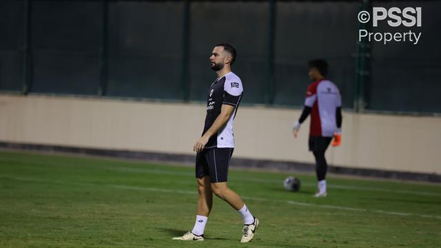 Foto: Pemain Abroad Sudah Bergabung dengan Timnas Indonesia Jelang Laga Kualifikasi Piala Dunia 2025, Maarten Paes Masih OTW ke Bahrain
