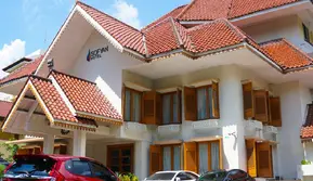 Apakah Hotel Syariah Pertama di Indonesia?
