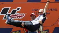 Bos Mekanik Yamaha Bantah Alasan Honda Diasapi di Sepang