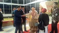 Anggota terpilih Mulan Jameela menghadiri pelantikannya di Gedung DPR/MPR. (Merdeka.com)