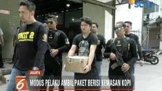 Satuan Narkoba Polres Metro Jakarta Barat tangkap seorang warga negara asing penerima 19 paket narkoba yang disamarkan ke dalam kemasan kopi.