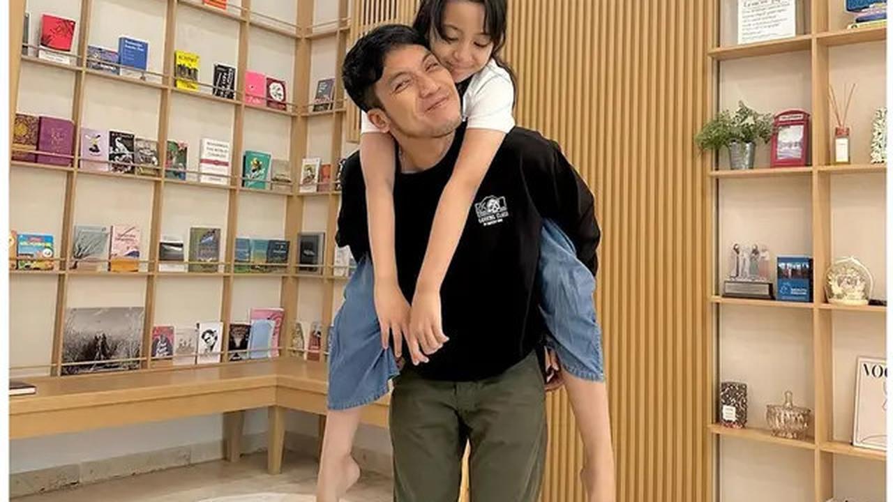 6 Potret Sederhana Ultah ke-11 Megumi, Putri Sulung Desta dan Natasha Rizky