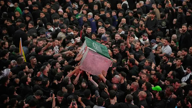Jutaan Pelayat Padati Karbala Antar Mendiang Ali Khamenei