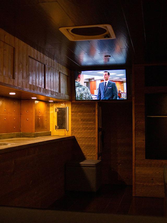 ambulan jadi hunian mewah