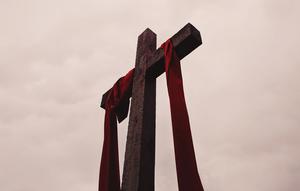 Ilustrasi Jumat Agung, Paskah. (Photo by Alicia Quan on Unsplash)