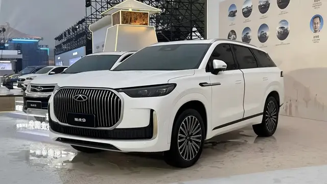 Deretan Chery Tiggo 9 terbaru yang sudah dipasarkan di Tiongkok dengan harga kompetitif (Chery)