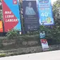 Baliho pengumuman putusnya hubungan asmara dengan sang pacar yang dipasang di pertigaan Kaliwiru Semarang. (foto: Liputan6.com / twitter / edhie prayitno ige)