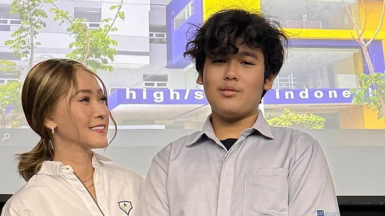 Potret Terbaru Ivander Damares Anak Inul Daratista, Makin Ganteng Berambut Gondrong - Ingin Jadi Pemain Sinetron