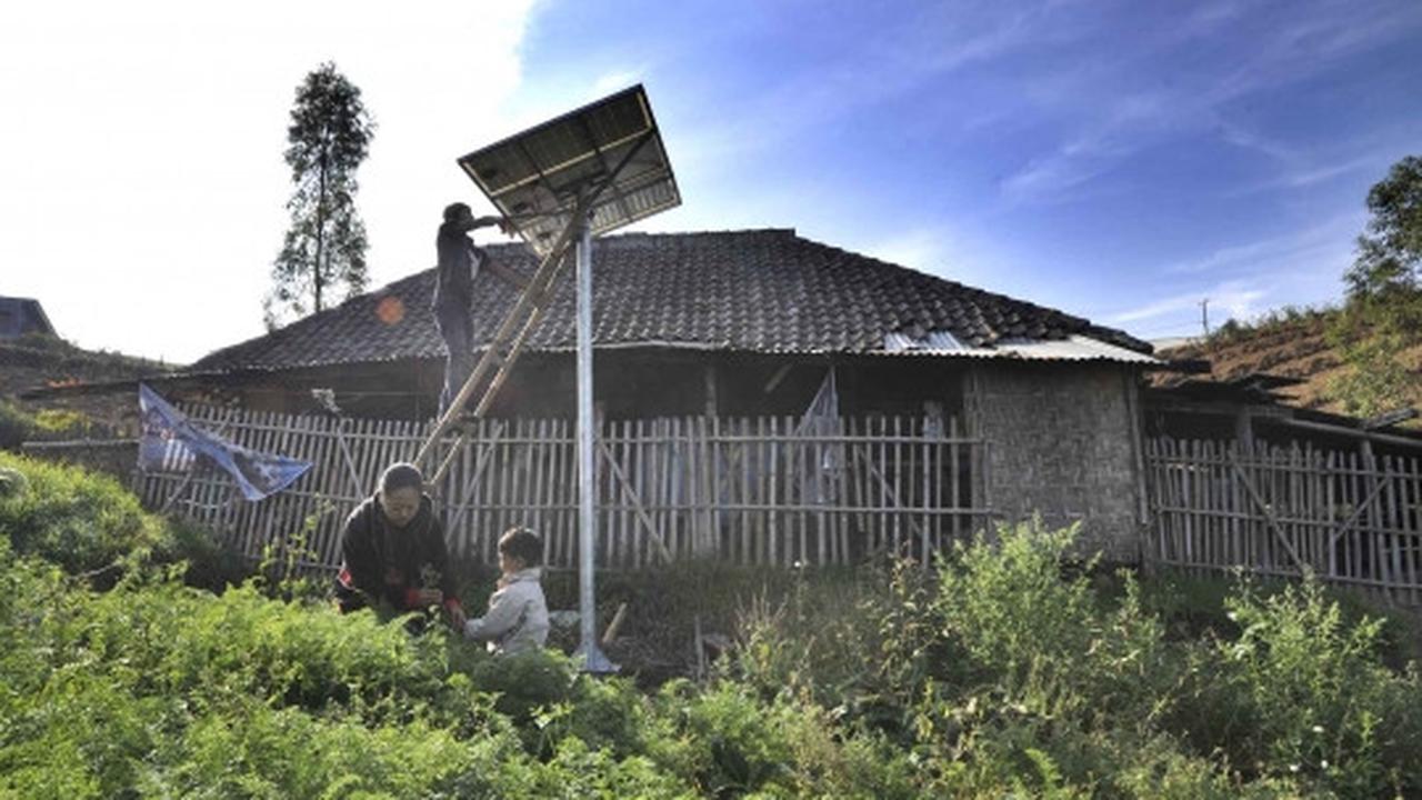 Warga Batu nikmati energi listrik alternatif dari panel surya
