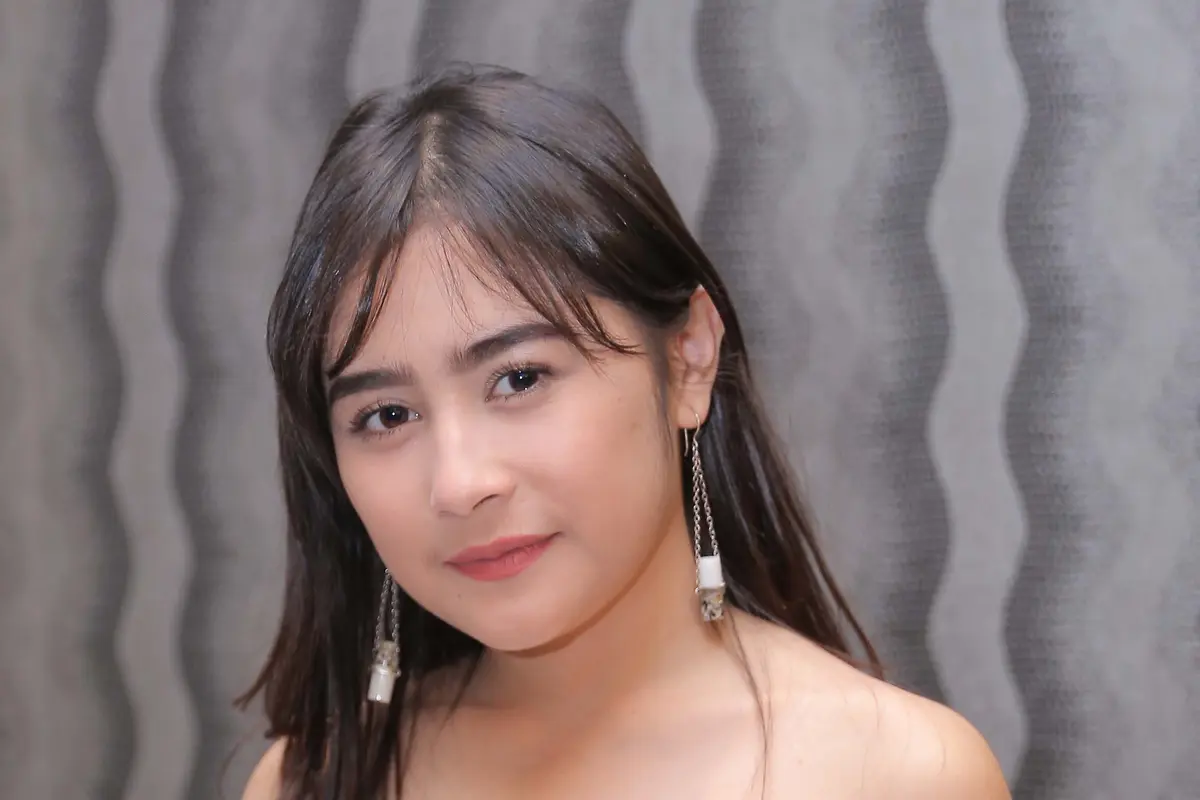 [Bintang] Prilly Latuconsina