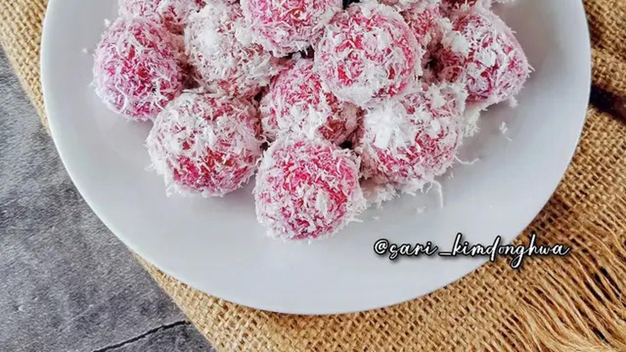 Ilustrasi Klepon Buah Naga