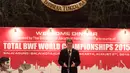 Presiden BWF Poul Erik Hoyer menyampaikan sambutan pada acara jamuan makan malam jelang Kejuaraan Dunia BWF 2015 di Balai Kota, Jakarta, Sabtu (8/8/2015). (Bola.com/Vitalis Yogi Trisna)