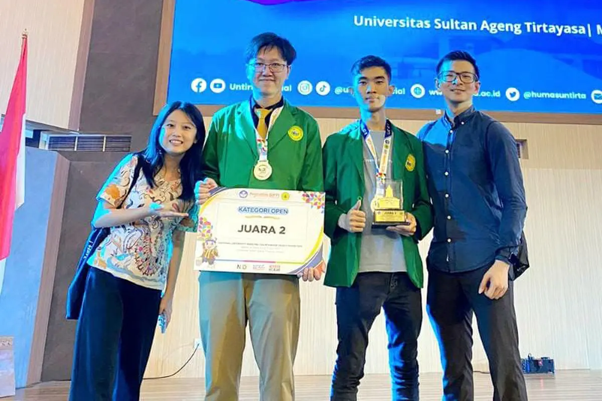 Mahasiswa STBA-PIA Juara 2 di National University Debating Championship 2023
