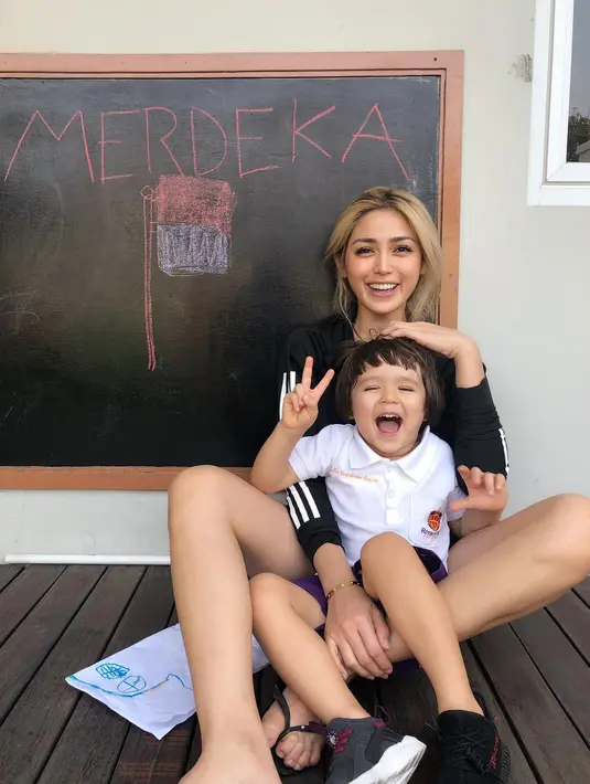 (Instagram/inijedar)