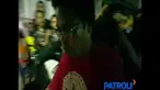 Petugas berhasil mengamankan ketiganya ke kantor polisi meski sempat bersitegang dengan warga.