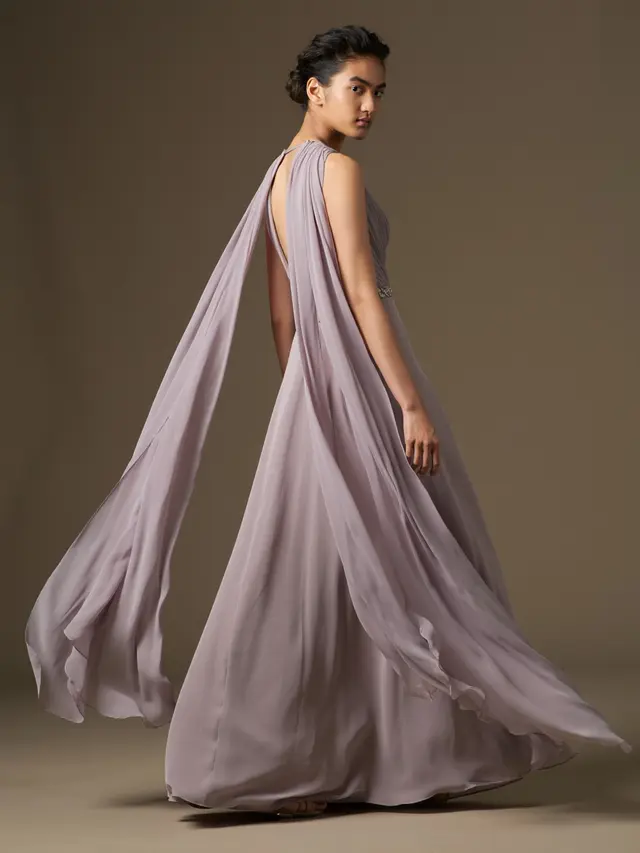 Model Long Dress Warna Pastel Kombinasi Chiffon untuk Pesta
