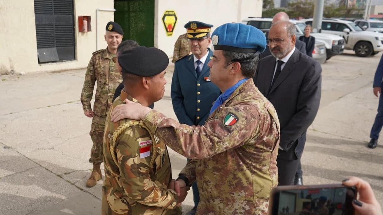 FOTO: Penghormatan Terakhir  Tiga Prajurit TNI yang Gugur di Lebanon