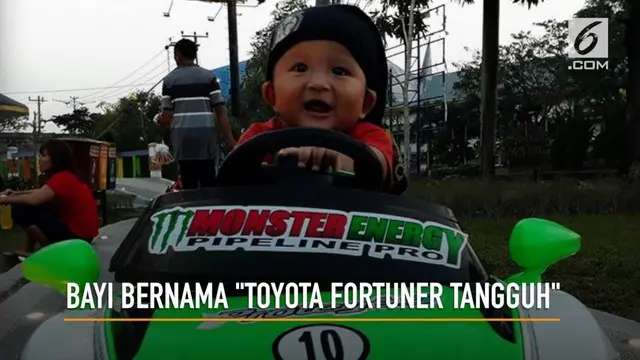 Pasangan asal Pekanbaru, Riau memberi nama anaknya 'Toyota Fortuner Tangguh'.