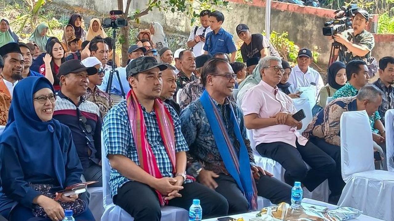 Setelah Puluhan Tahun Menanti, Mentrans Berkomitmen Penuhi Hak SHM Transmigran di Selaparang Lombok Timur