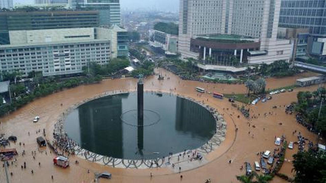 Pasca banjir, Jokowi dan DPR bahas kelanjutan proyek JEDI