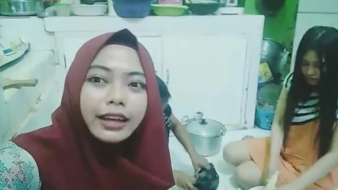 Intip Potret Dapur Mewah Via Vallen, Gabungan Tradisional dan Modern yang Apik Curi Perhatian