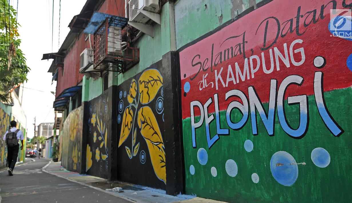 FOTO Menengok Keindahan Warna warni Kampung Pelangi  Johar 