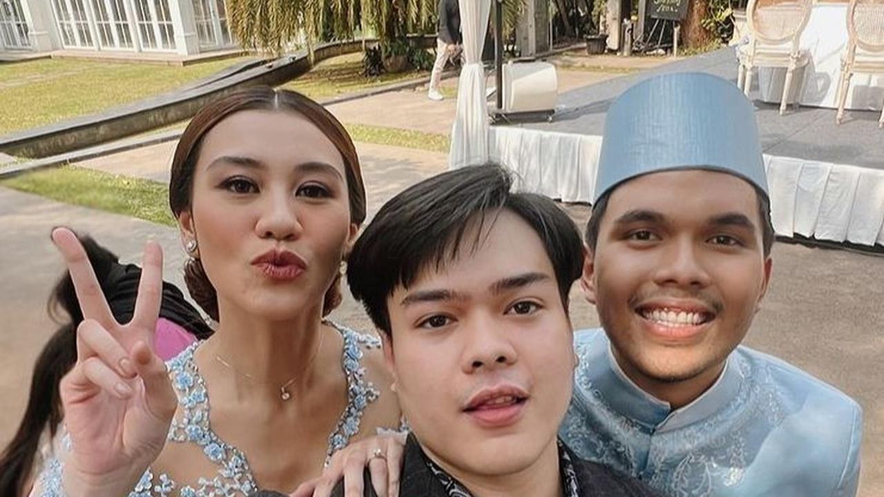 Hadir di Acara Lamaran Aaliyah Massaid <br>