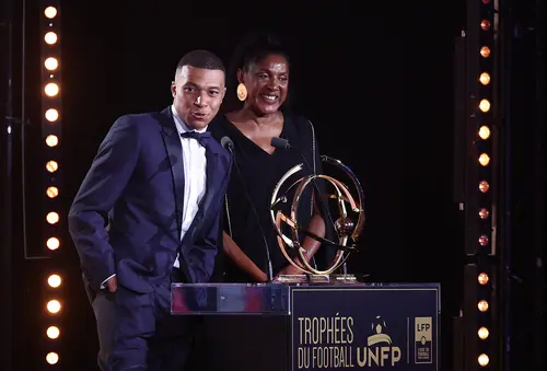 Kylian Mbappe Terpilih Menjadi Pemain Terbaik Liga Prancis