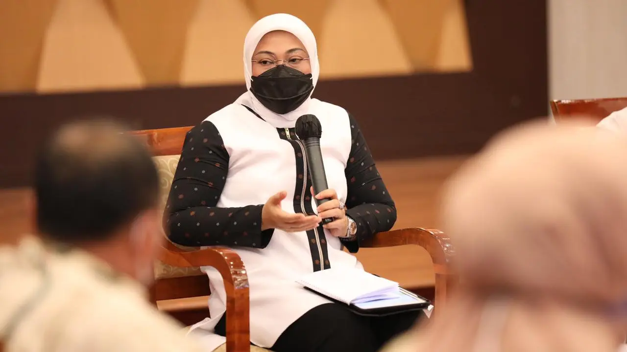 Menaker Ida saat menerima audiensi Dewan Pengawas dan Direksi BPJS Ketenagakerjaan di kantor Kemnaker.
