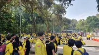 Sejumlah mahasiswa UI berkumpul di salah satu area UI sebelum melakukan aksi ke DPR RI mengawal keputusan MK tentang Pilkada. (Liputan6.com/Dicky Agung Prihanto).