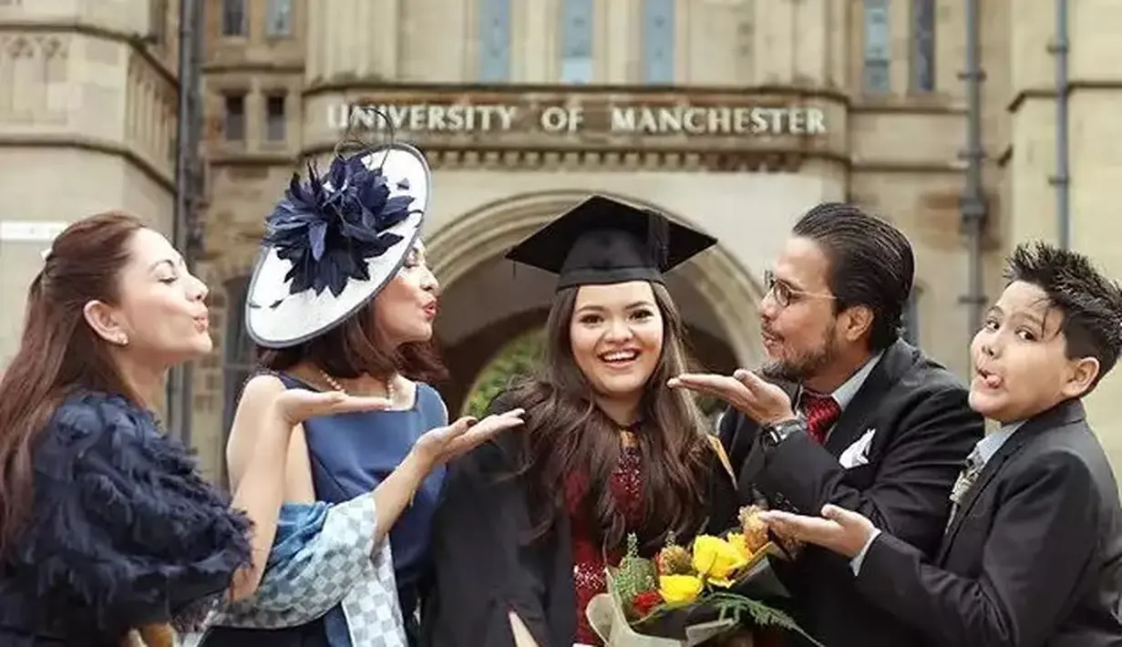 "Intinya gini aku menghargai menghormati banget yang pertama biar bagaimana pun dia saja sudah mengizinkan menerima aku itu suatu anugrah banget buat aku dan aku harus respek banget dan tidak boleh banyak tuntutan," ujar Keke. [Foto:Instagram/@xavier.bawazier]