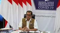 Kepala Gugus Tugas Percepatan Penanganan COVID-19 Doni Monardo menyampaikan strategi baru menanganani masalah COVID-19 dalam rapat tertutup Komisi VI DPR di Graha BNPB, Jakarta. Sabtu (2/5/2020). (Dok Badan Nasional Penanggulangan Bencana/BNPB)