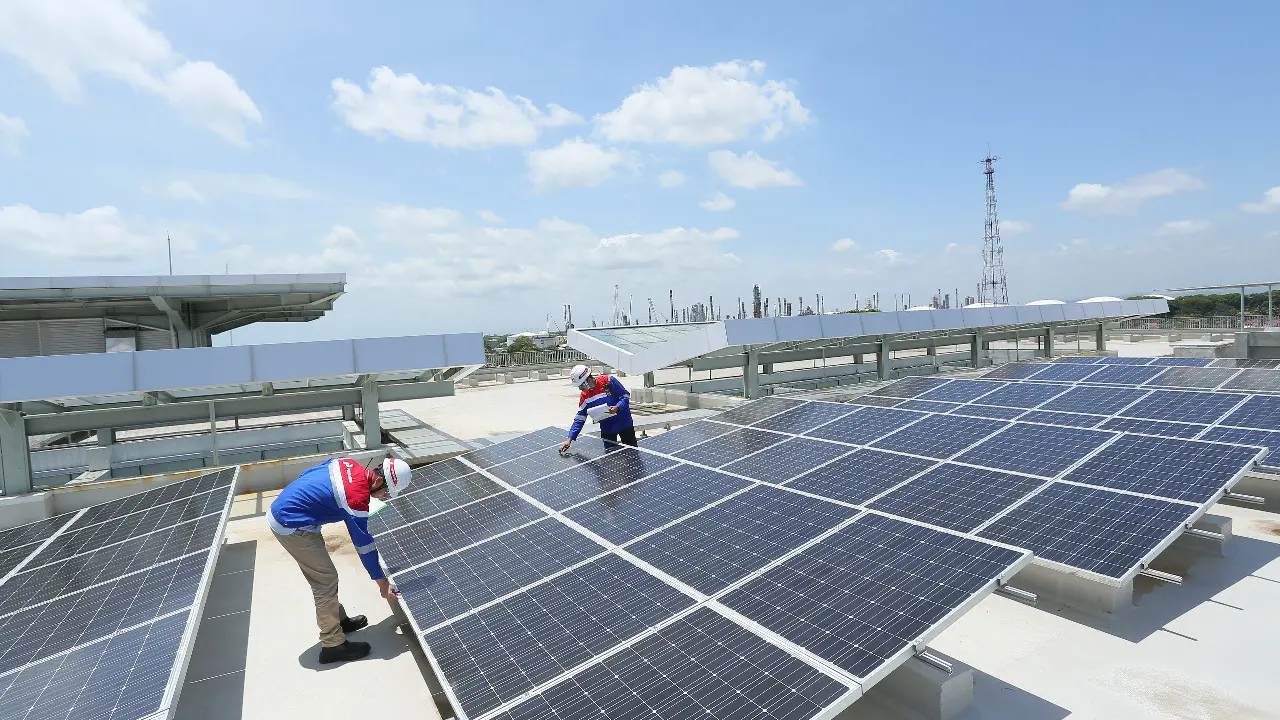 PLTS milik PT Pertamina Refinery Unit (RU) IV Cilacap