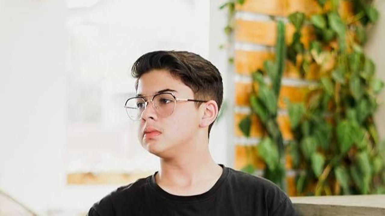 Baim mengaku masih banyak menyimpan rahasia kelam tentang ayahnya, namun saat ini mantan artis cilik itu belum siap untuk membuka semuanya.<br>