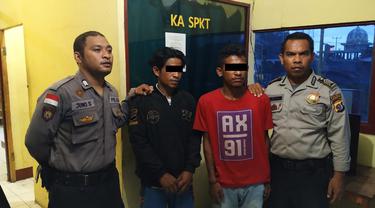 2 Pemuda kakak beradik ditangkap polisi Manggarai Timur gaara-gara menganiaya ayah kandungnya. (Foto: Liputan6.com/Ola Keda)