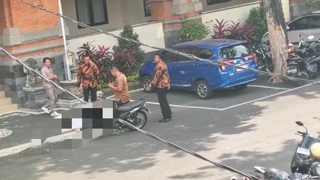 Mahasiswa Unud jatuh dari lantai dua