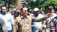 Bupati Pati Sudewo penuh percaya diri hadir dalam&nbsp;rapat Pansus Hak Angket pemakzulan Bupati Pati, Kamis (2/10/2025). (Liputan6.com/ Dok Ist)