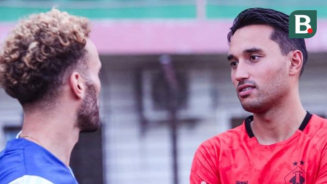 Ze Valente dan Ezra Walian