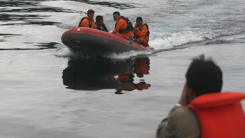 Pencarian Korban KM Sinar Bangun di Danau Toba