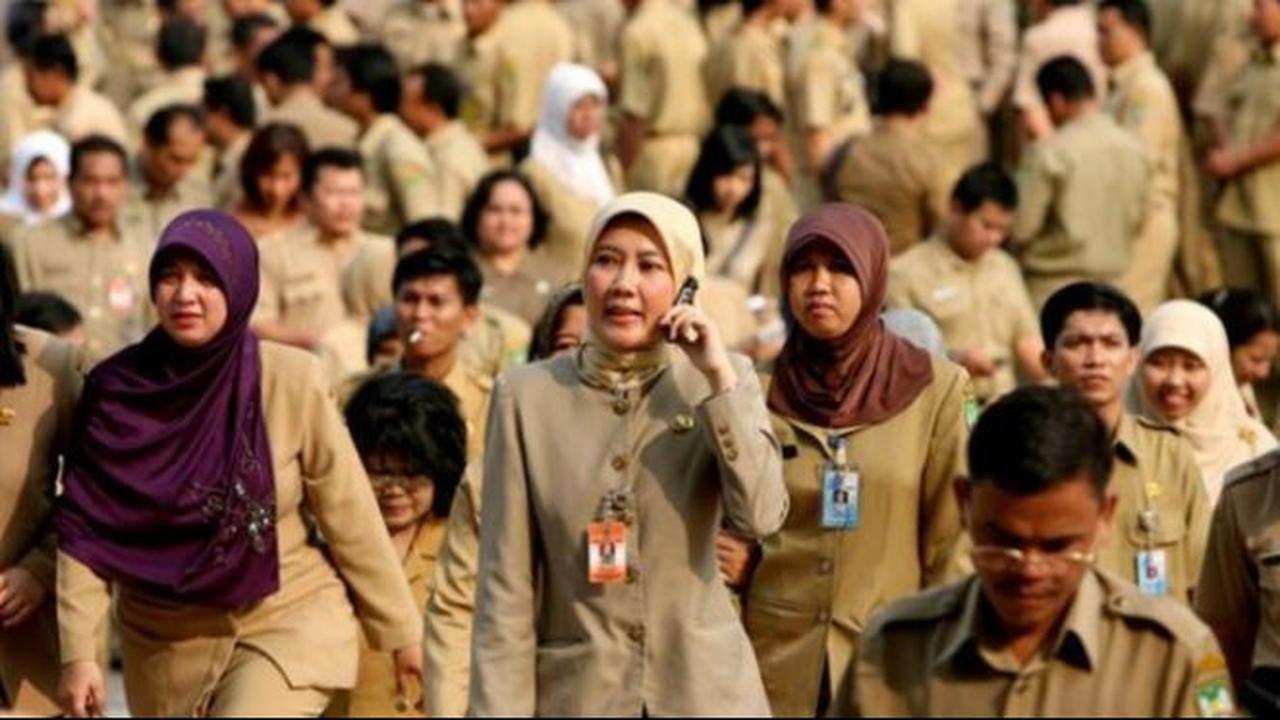 Menteri Anas Ingatkan PNS Dilarang Perpanjang Libur Lebaran