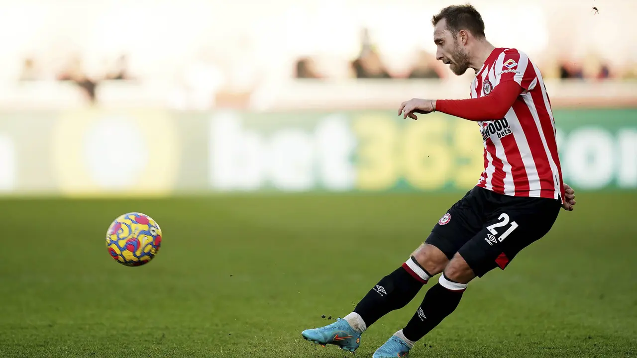 Foto: Momen Debut Christian Eriksen Kembali ke Lapangan, Brentford Dibungkam Newcastle United di Liga Inggris