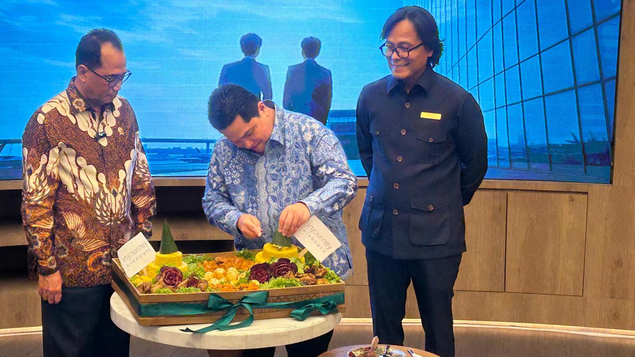 Resmi Merger, Erick Thohir Sulap Pengelola Bandara AP I dan AP II Jadi PT Angkasa Pura Indonesia