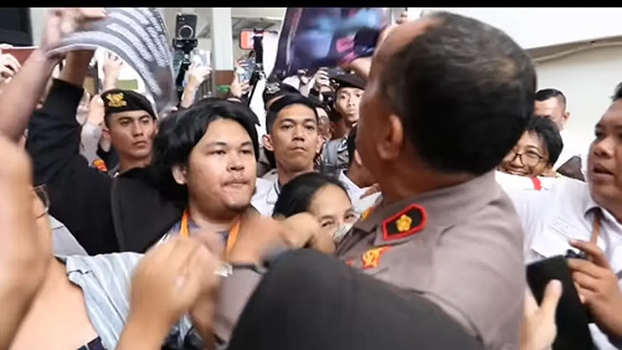 Ketegangan Saat Praperadilan Delpedro Cs di PN Jaksel