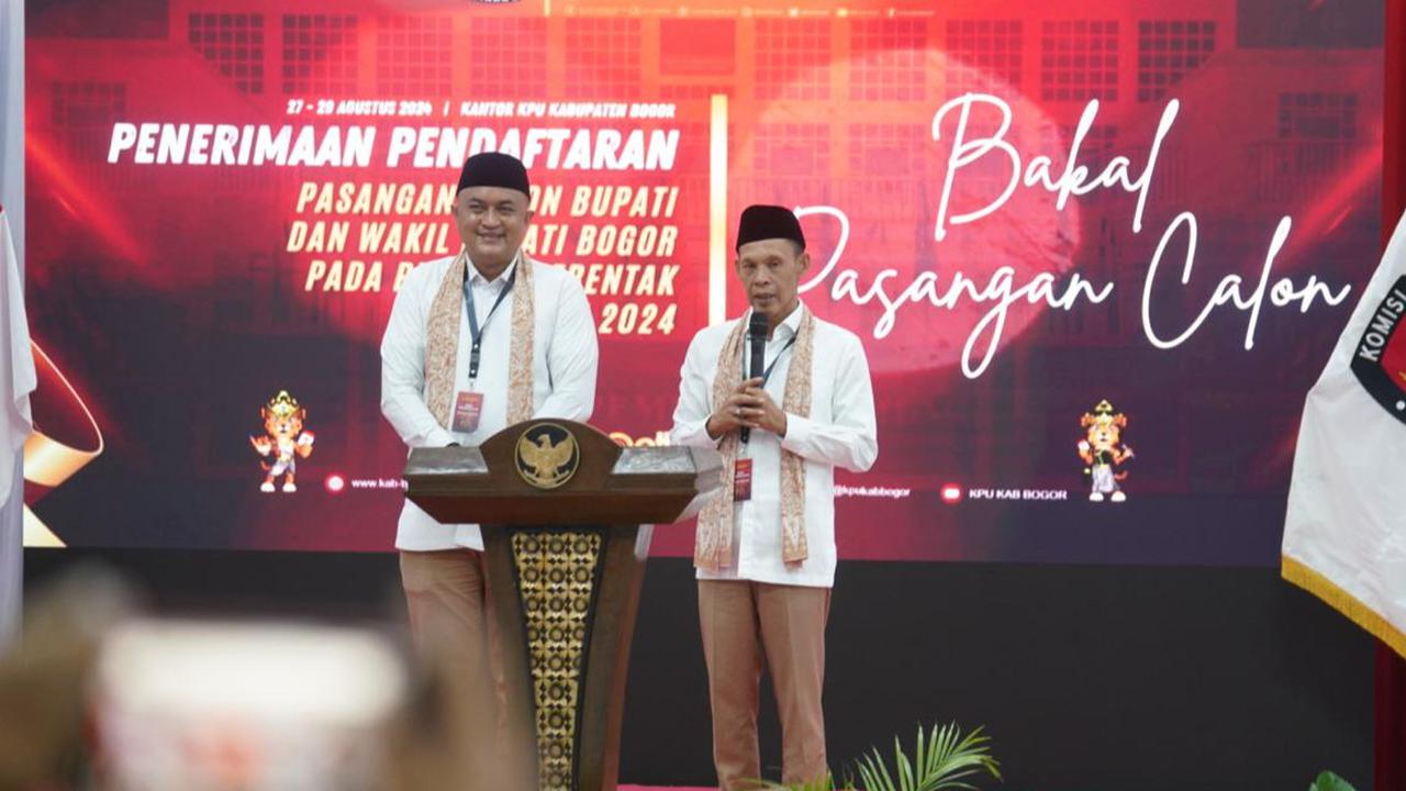 Rudy Susmanto-Jaro Ade Daftar ke KPU Kabupaten Bogor, Diantar Ribuan Pendukung