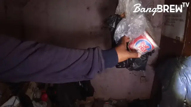 Kisah Viral Dokter Wayan, Huni Rumah Megah Kotor dan Penuh Sampah