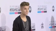 Belum selesai urusan dengan mantan, Justin Bieber kembali berbuat onar. Selengkapnya hanya di Starlite!