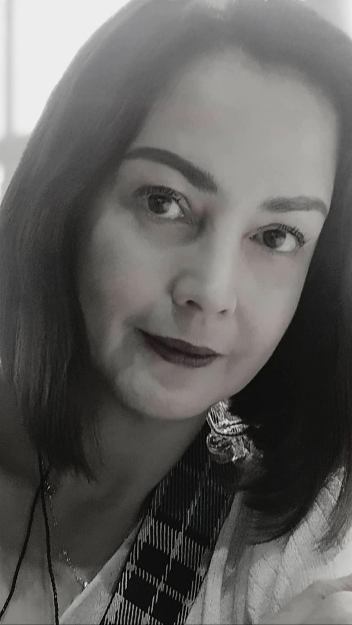 Roweina Umboh <br>